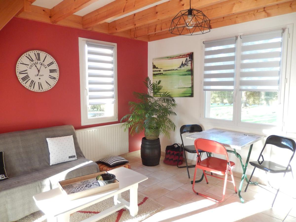 Studio Appart' Les Jards Bressuire Exterior foto
